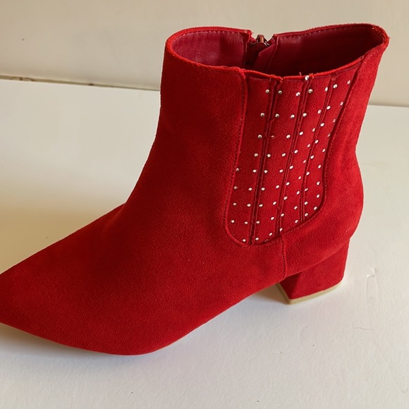 Viviany Heel The World Women's Ankle Boots Block Heel 2" Booties Rhinestones New - Picture 9 of 17